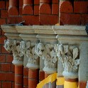 Głowice kolumn z wapienia